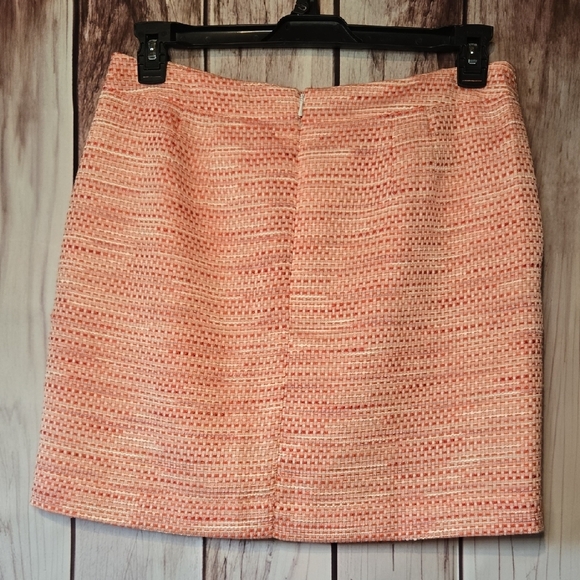 LOFT Lightweight Lined Coral Pink Tweed Mini Skirt With Pockets Size 8 - Picture 3 of 4